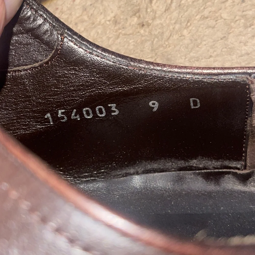Authentic Gucci Brown Leather Oxfords Men Size 9 In Excellent Condition